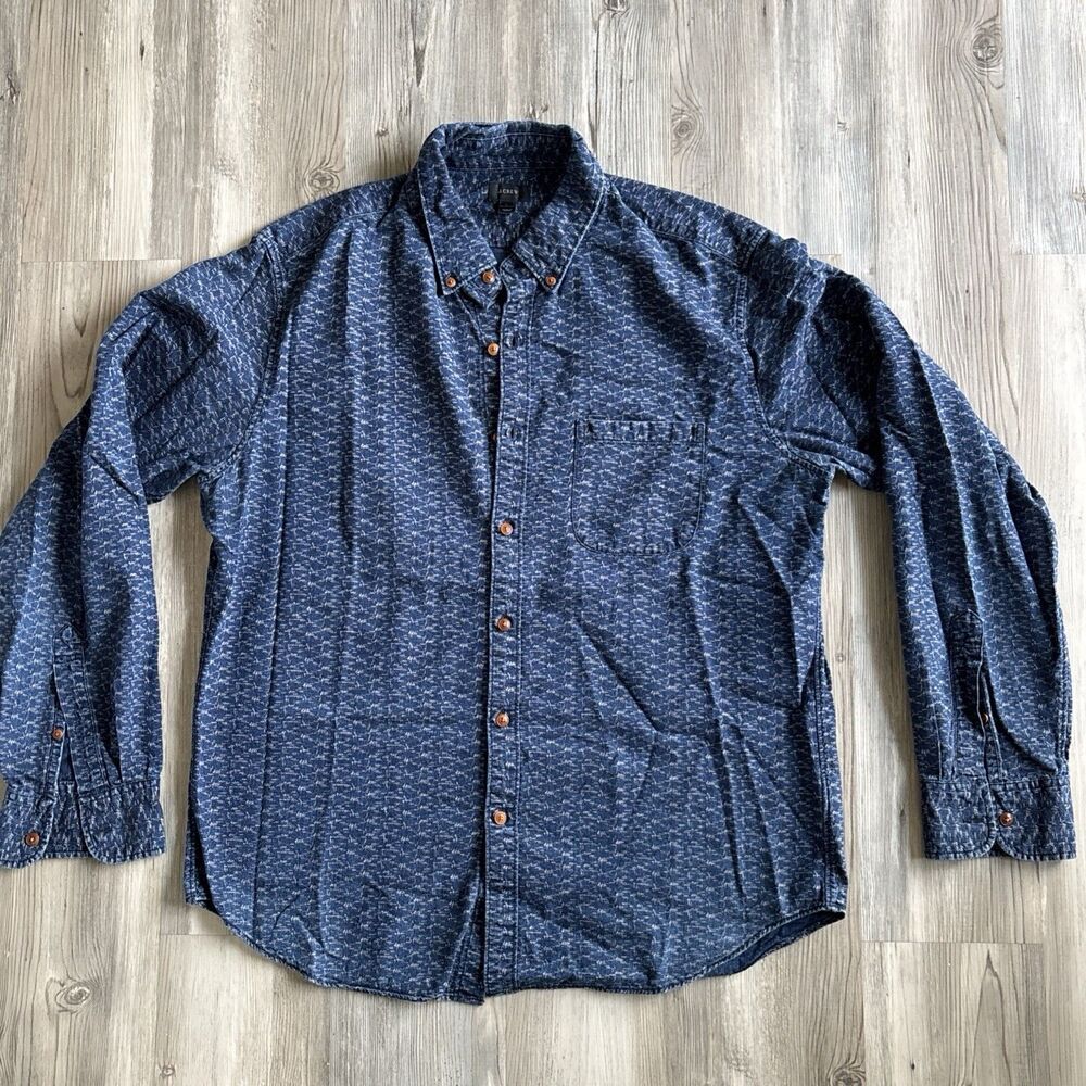 J Crew Long Sleeved Men's Blue Button Down Size Large
